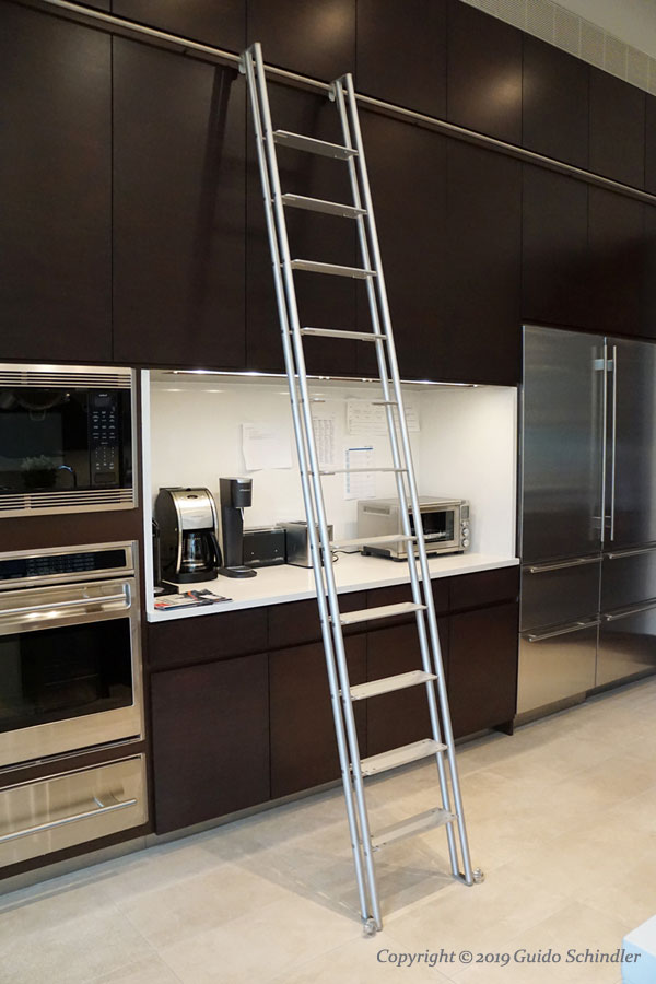 aluminum-rolling-kitchen-ladder-1
