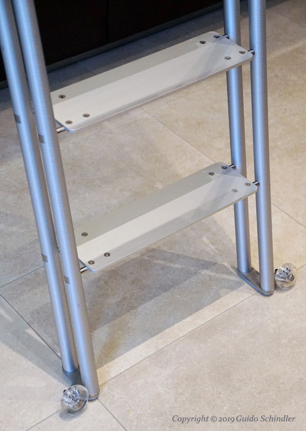 Aluminum-Rolling-Kitchen-Ladder-4